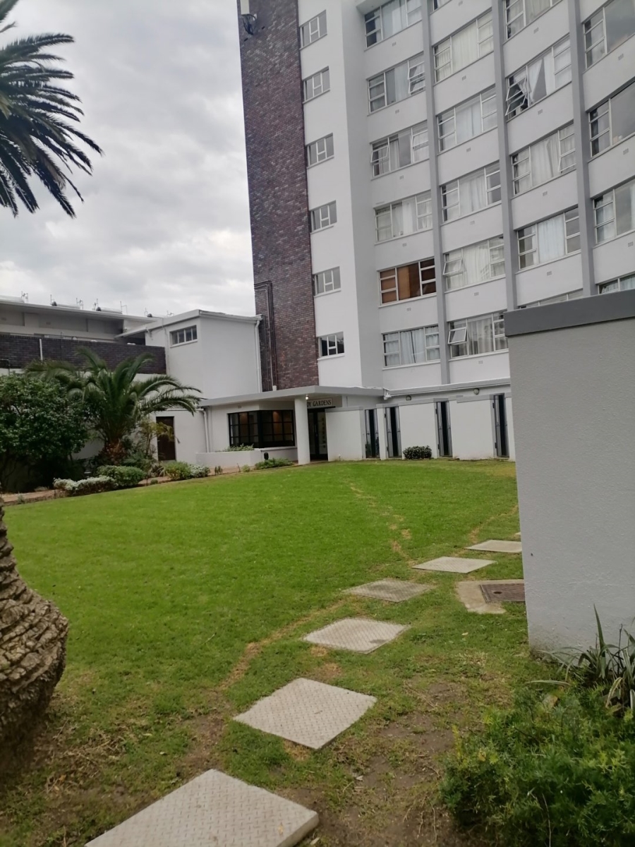 1 Bedroom Property for Sale in Mowbray Western Cape